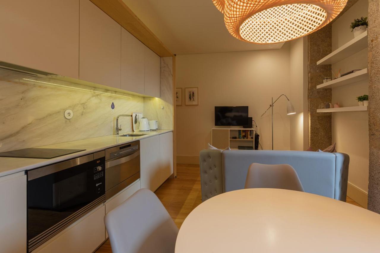 Orm - Almada Balcony Apartment Porto Eksteriør billede